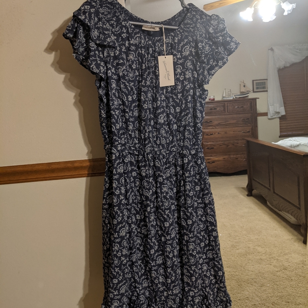 Universal Thread nwt Dress.